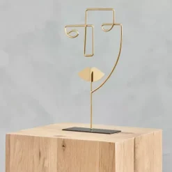 Face Decora O Em P Dourado